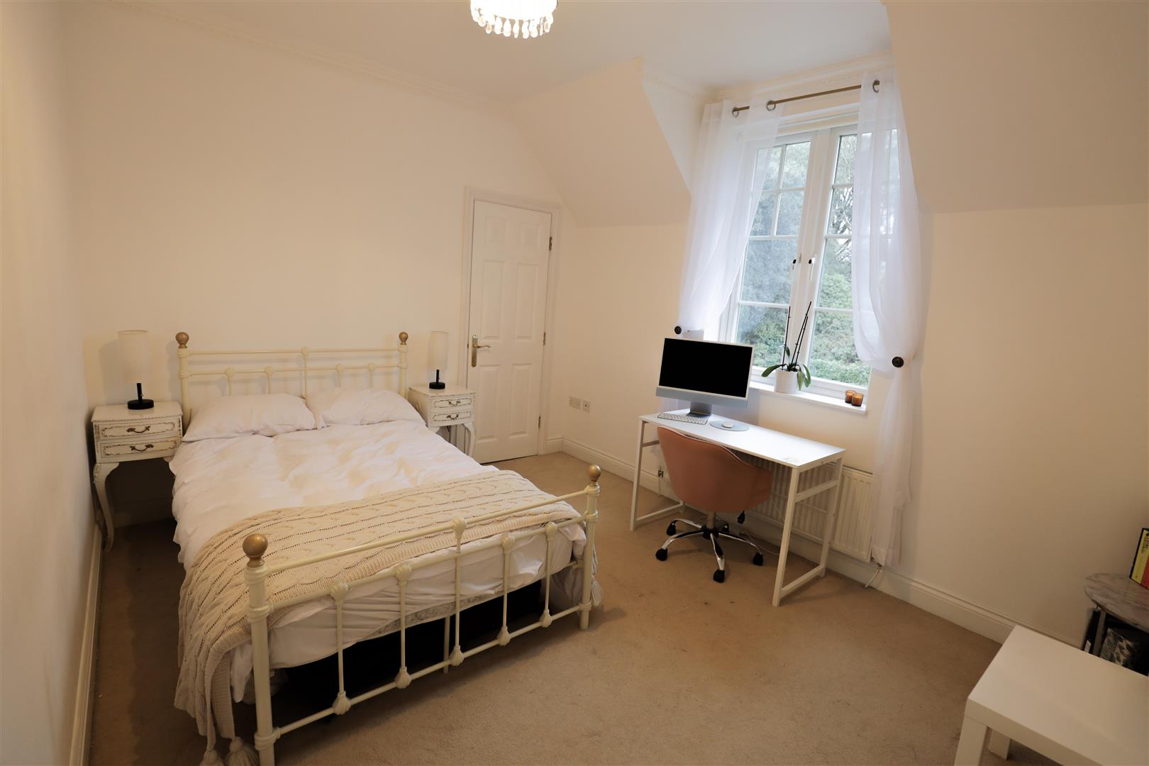 2 Western Courtyard, Talygarn Manor, Talygarn, Pontyclun, Rhondda Cynon Taff, CF72 9WR